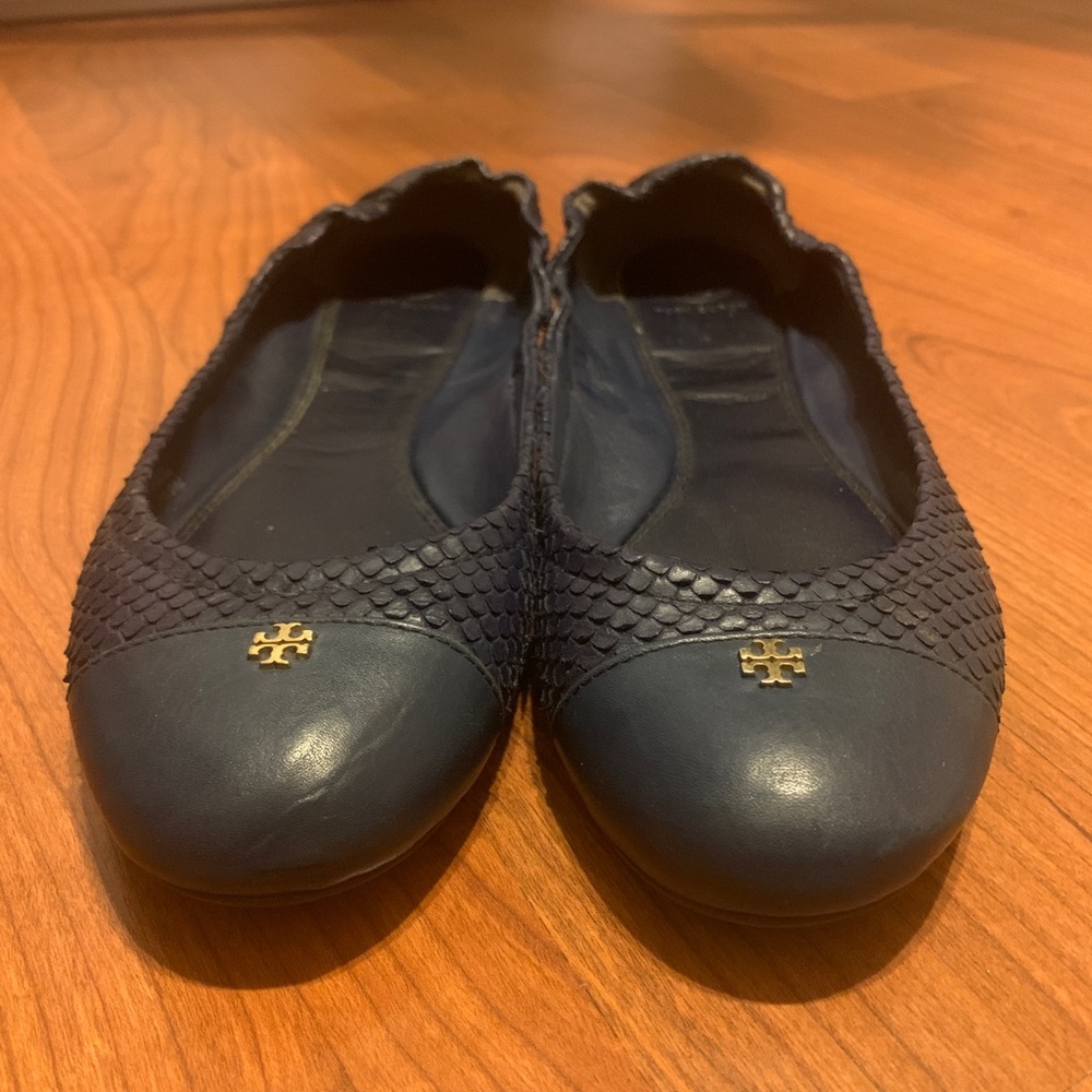 Tory Burch Snake Ballet Flats - Picture 5 of 6
